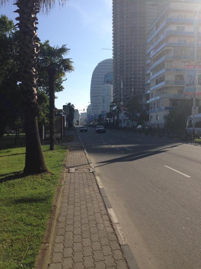 Yalcin Star Residence Apartment 300 Batumi Exterior foto